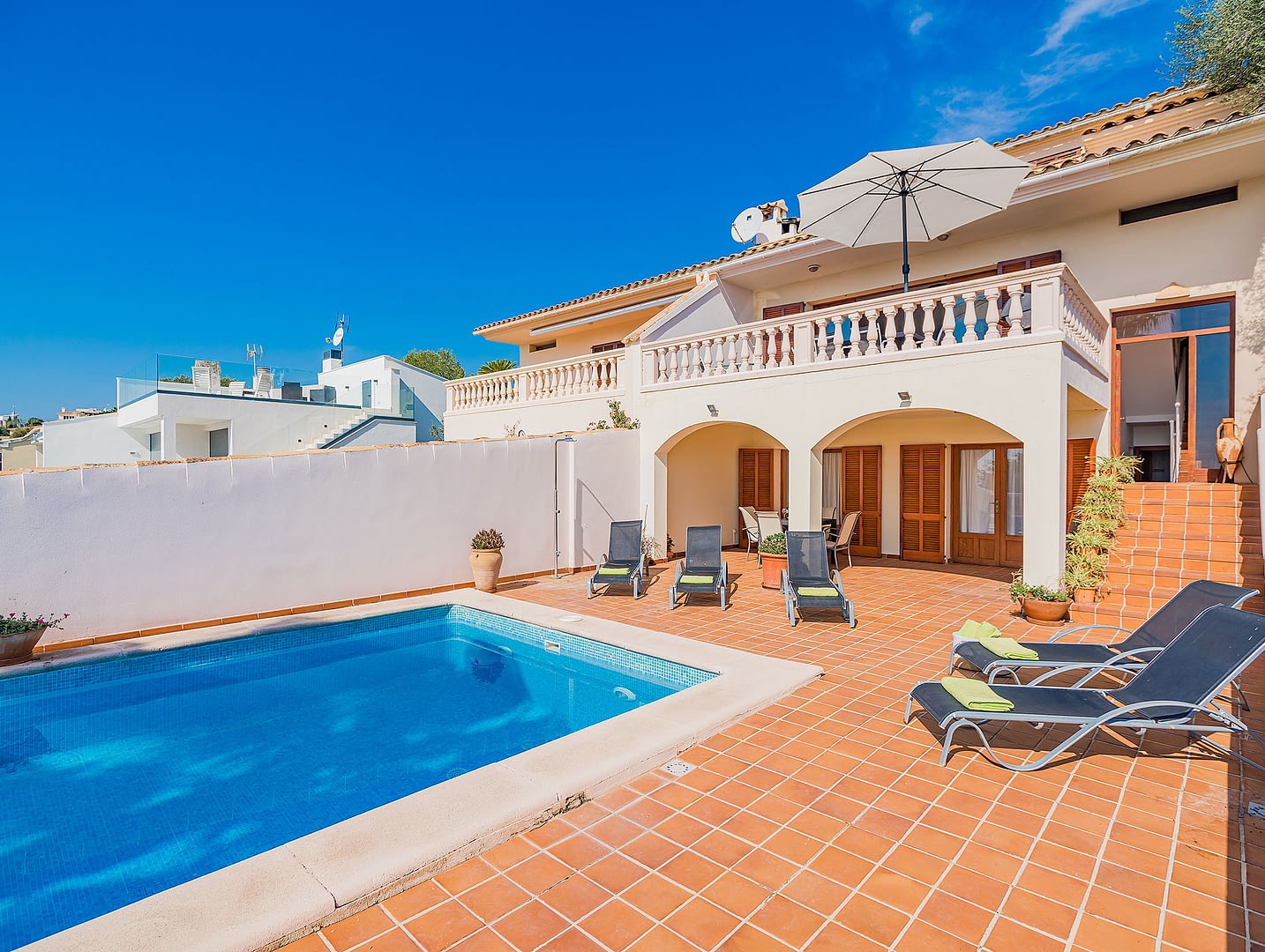 Villas To Rent In Majorca